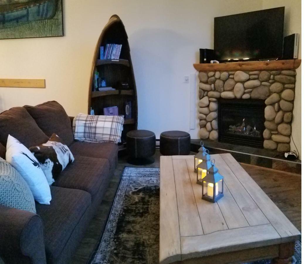 Downtown Loft, Mountain Views, Fireplace, Couple'S Retreat, Walker'S Paradise Canmore Extérieur photo